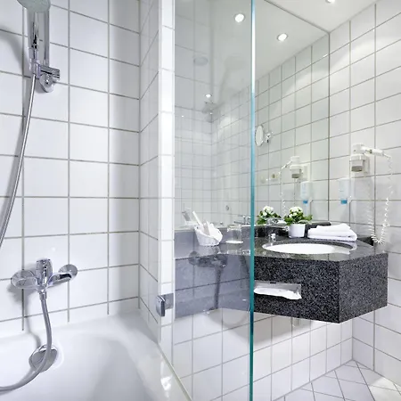 Sachsenpark-hotel Hotel